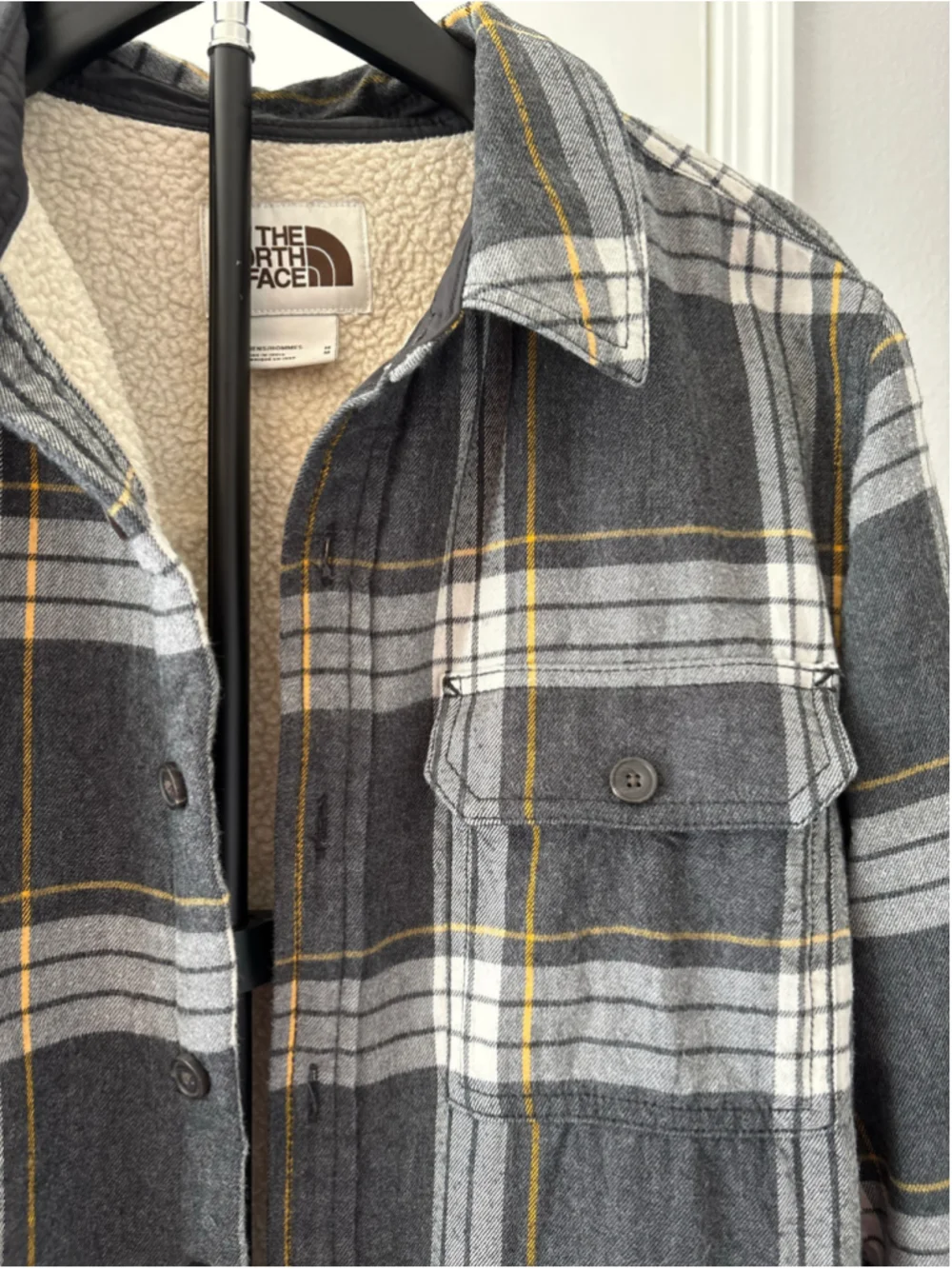 The North Face Campshire Flannel Shirt Jacket Sherpa Lined Plaid Gray Men's M